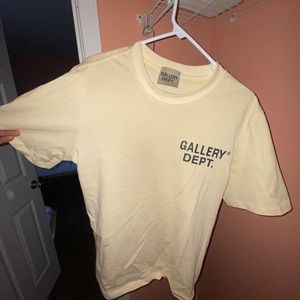 Gallery dept. 85